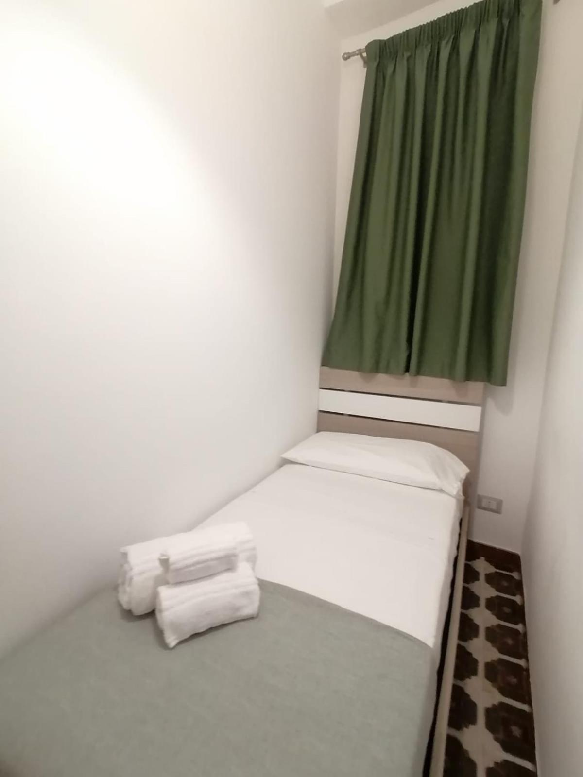Anna Holiday Home Giardini Naxos Exterior foto